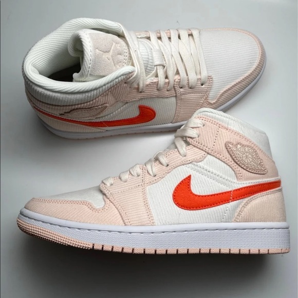 Jordan Shoes - Air Jordan 1 Mid SE